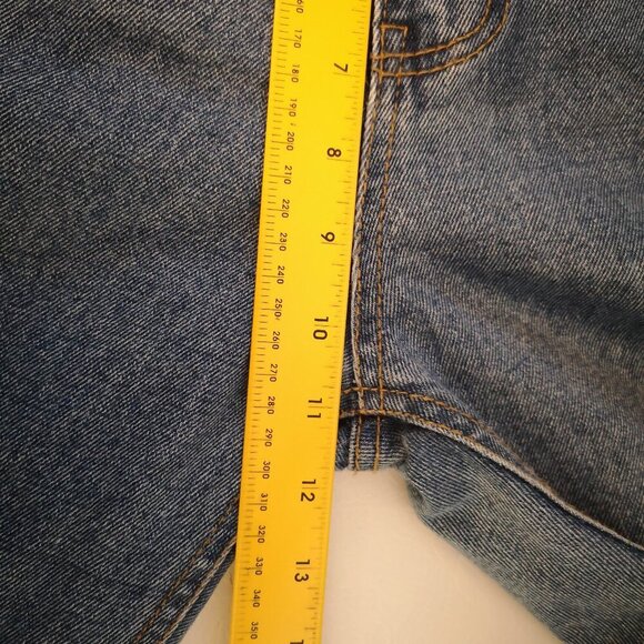 D:Play Brands Ladies Size 28 Straight Legs Medium Wash Blue Jeans - Picture 9 of 13